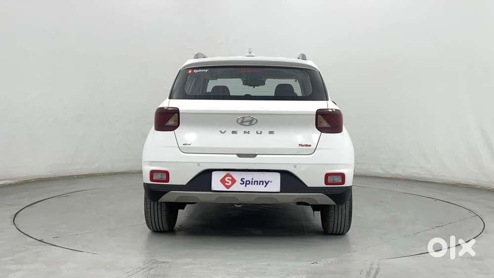 Hyundai Venue 1.0 Sx (o) Turbo Dct, 2022, Petrol