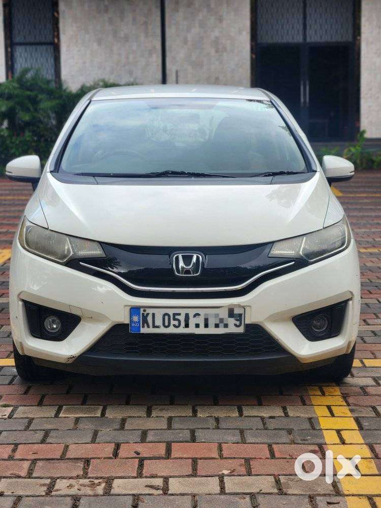 Honda Jazz V Automatic, 2016, Petrol