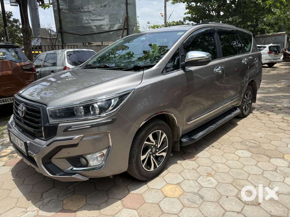 Toyota Innova Crysta [2020-ongoing] 2.4 Vx 7 Str, 2024, Diesel