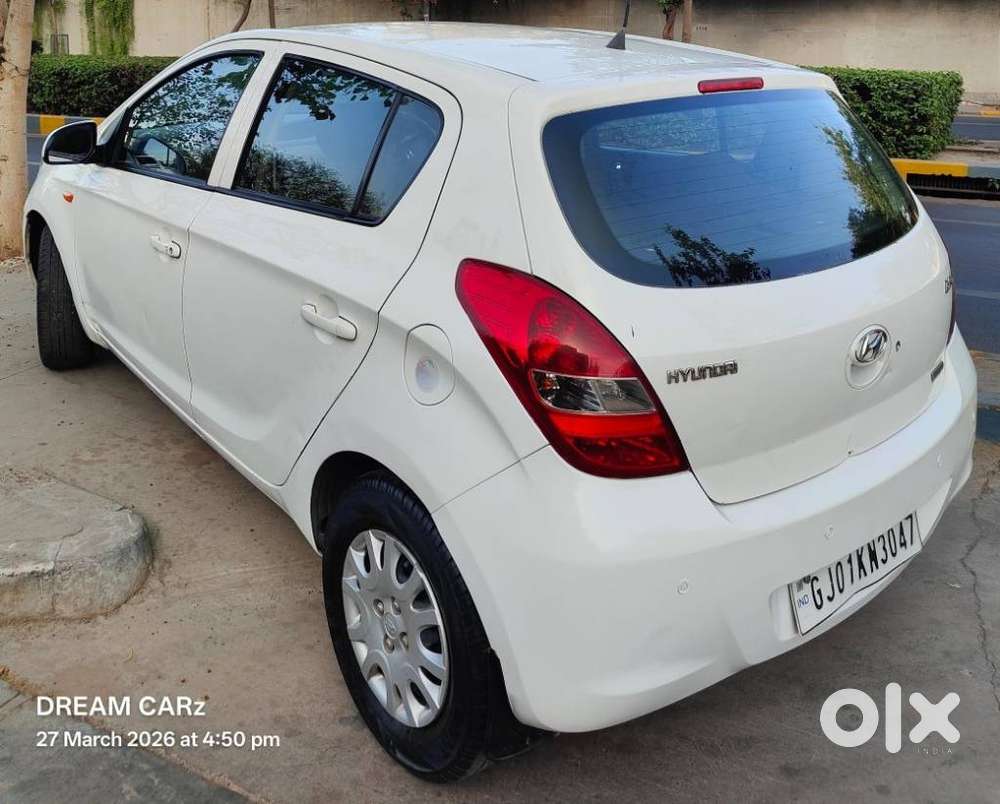 Hyundai I20 2012-2014 Magna Optional 1.2, 2012, Cng & Hybrids