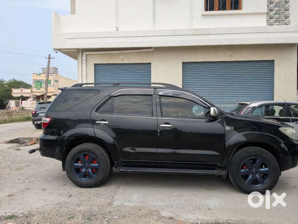 Toyota Fortuner 2011 Diesel Well Maintained