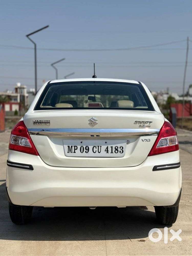 Maruti Suzuki Swift Dzire 1.2 Vxi Bsiv, 2016, Petrol