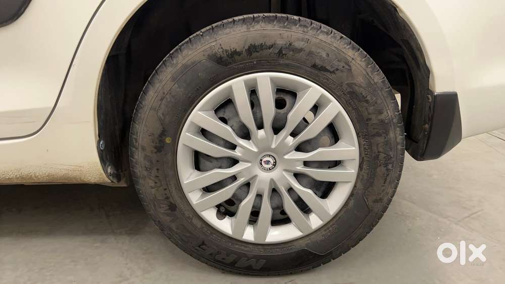 Maruti Suzuki Swift Dzire 1.3 Vxi, 2015, Petrol