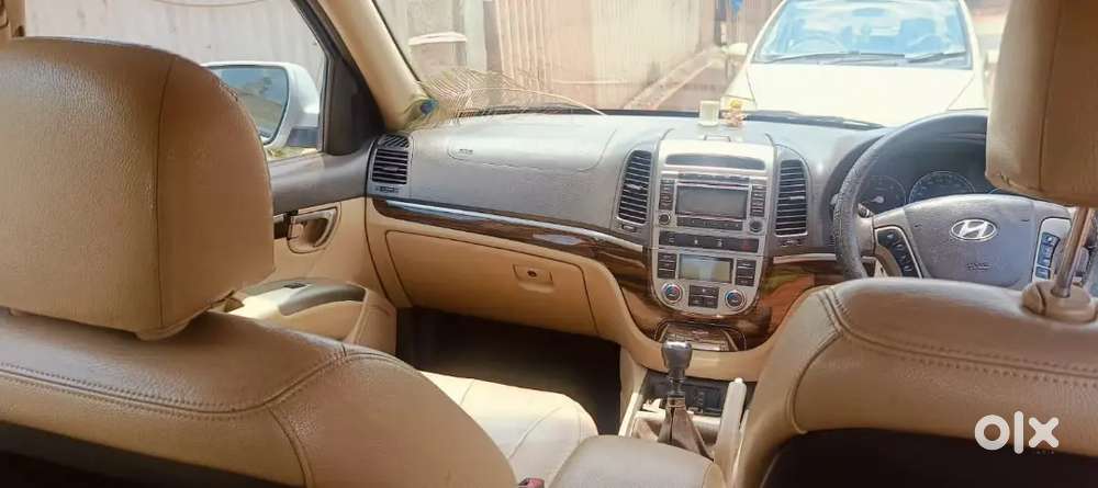 4x4 Crdi Diesel Manual Spacious 8 Seater Car In A Very Good Condition