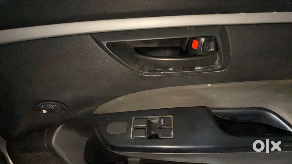 Maruti Suzuki Swift 1.2 Lxi (o), 2016, Petrol