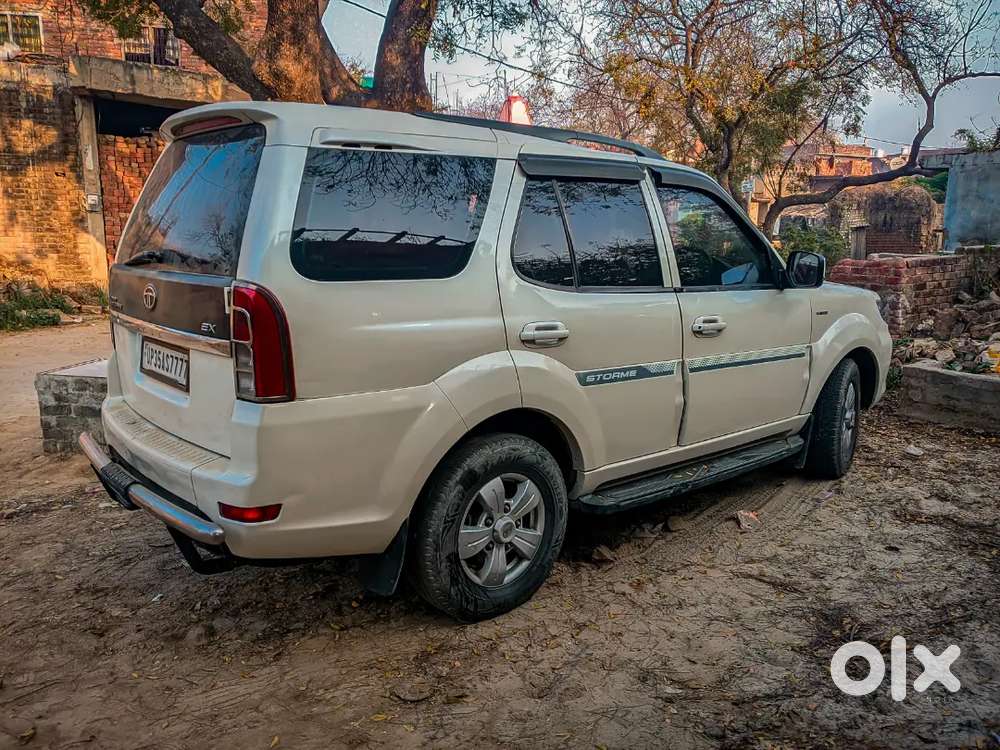 Tata Safari Storme 2018 Diesel 182755 Km Driven