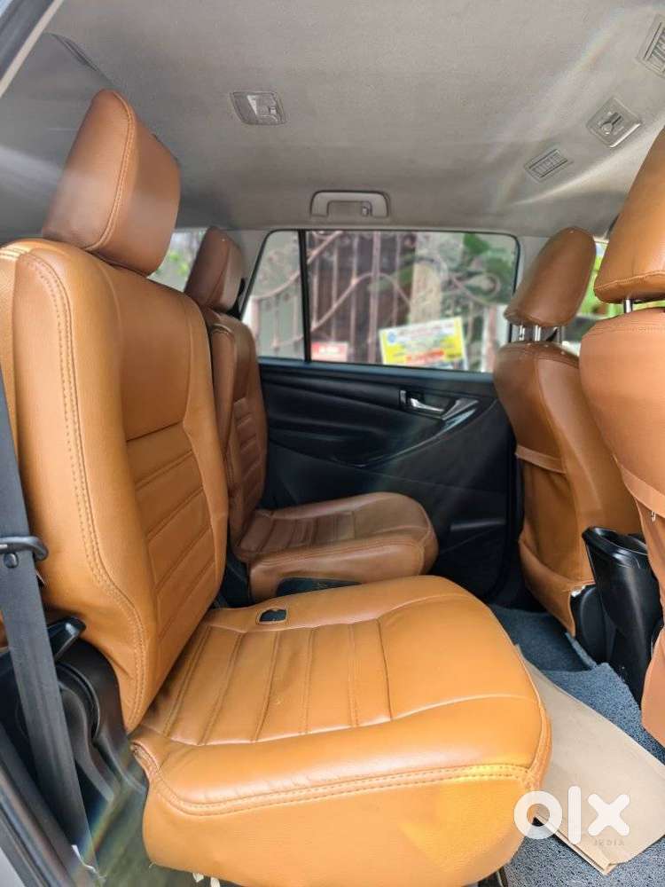 Toyota Innova Crysta 2.4 G Mt 7 Str, 2022, Diesel