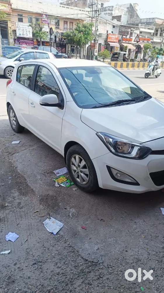 Hyundai I20 2012 Diesel 72500 Km Driven