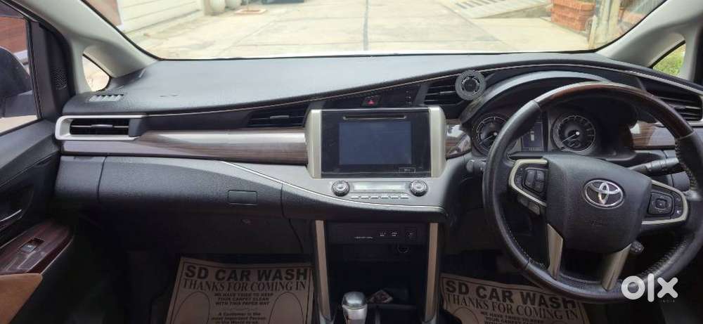 Toyota Innova Crysta 2.8z Automatic, 2017, Diesel