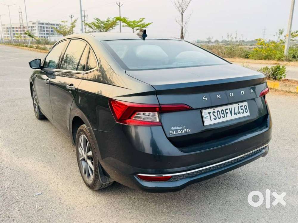Skoda Slavia Style 1.0l Tsi Mt, 2022, Petrol