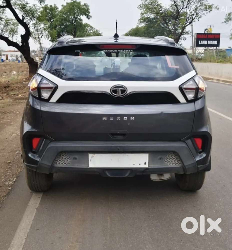 Tata Nexon 1.2 Xm Sunroof Petrol