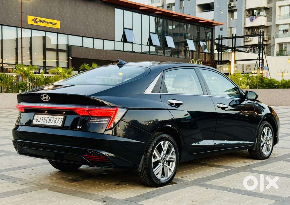 Hyundai Verna 1.5 Sx Petrol Mt, 2023, Petrol