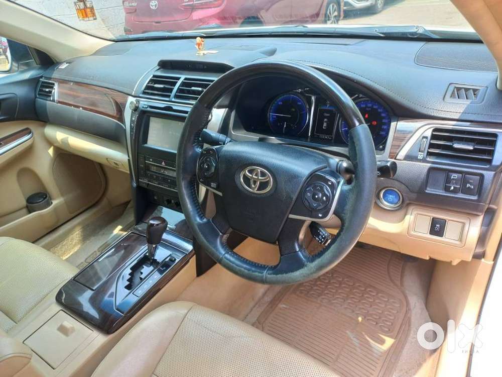 Toyota Camry Hybrid 2.5, 2016, Petrol