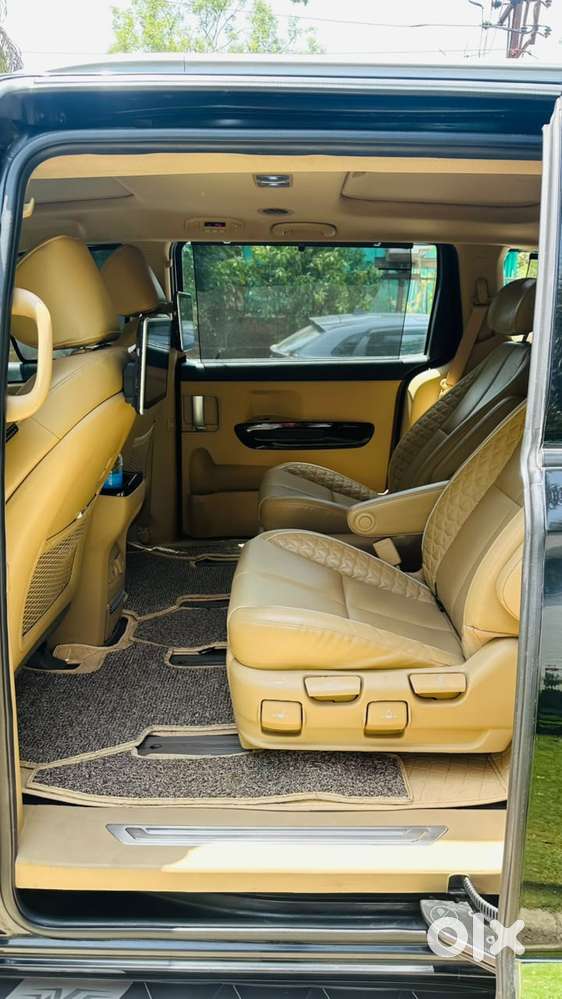 Kia Carnival Limousine Plus 7 Str, 2021, Diesel