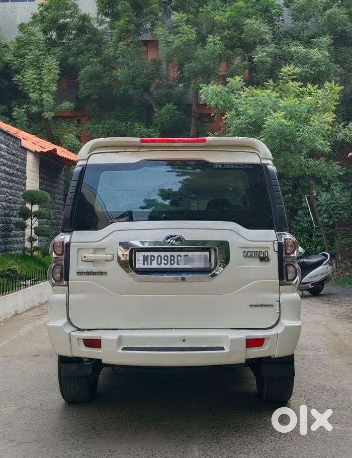 Mahindra Scorpio S6 Plus, 2016, Diesel