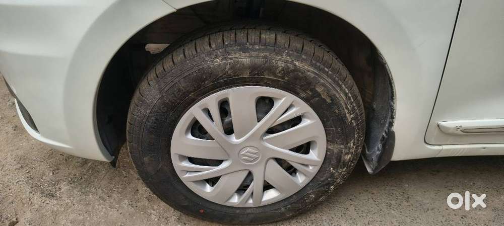 Maruti Suzuki Swift Dzire Vxi Optional, 2022, Petrol