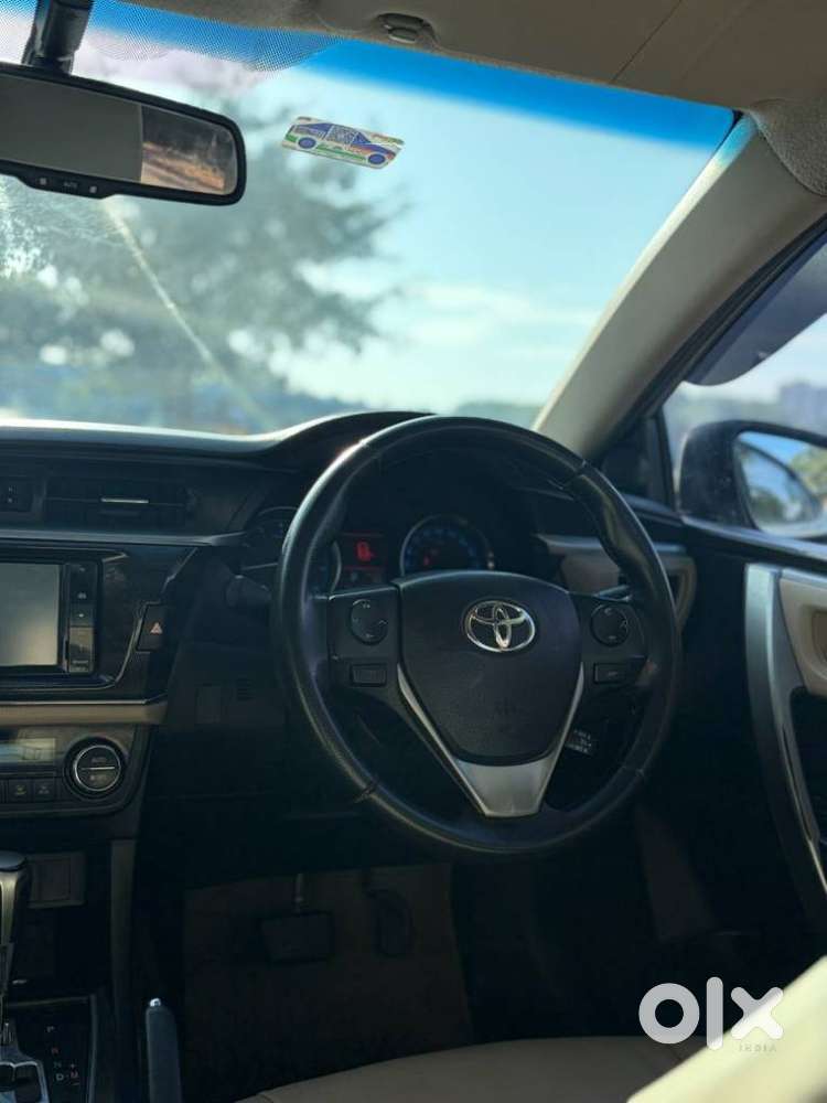 Toyota Corolla Altis 1.8 Vl, 2014, Petrol