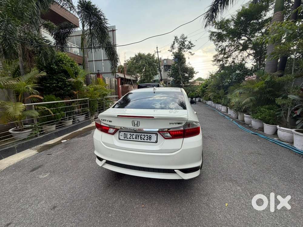 Honda City Zx 2018 Km Driven