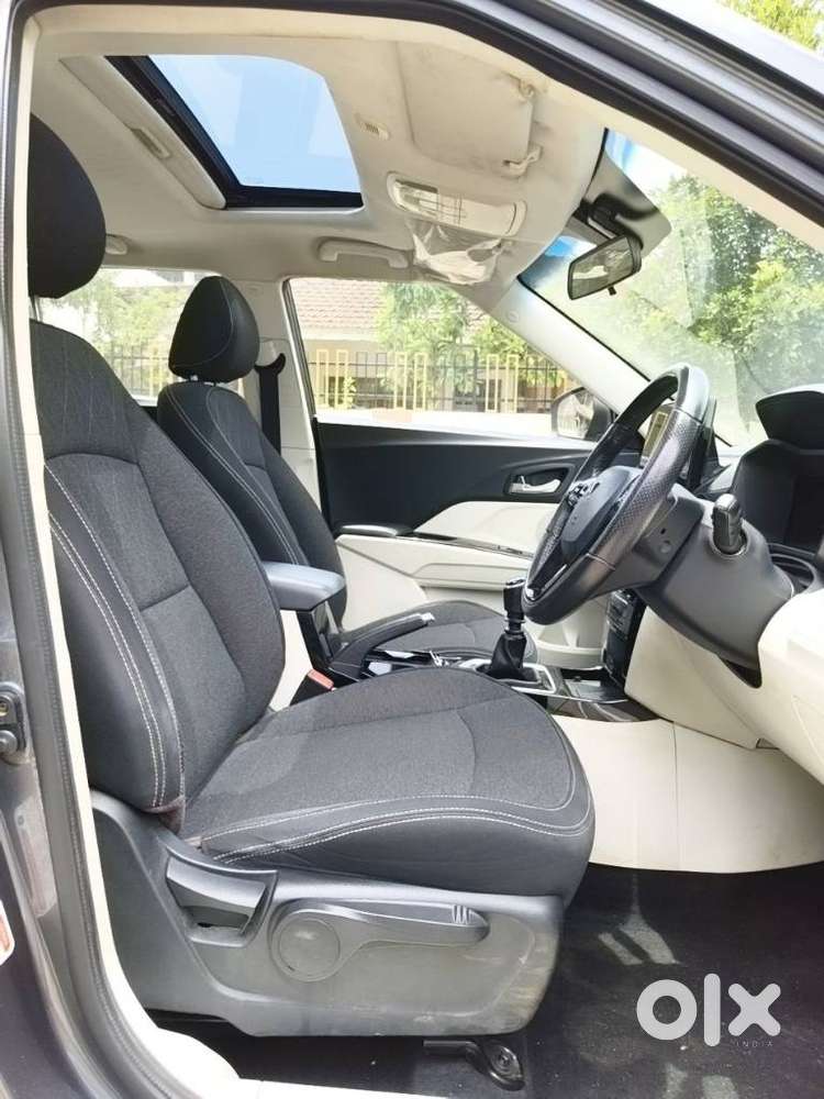 Mahindra Xuv 3xo Ax5 Ds Mt, 2024, Diesel