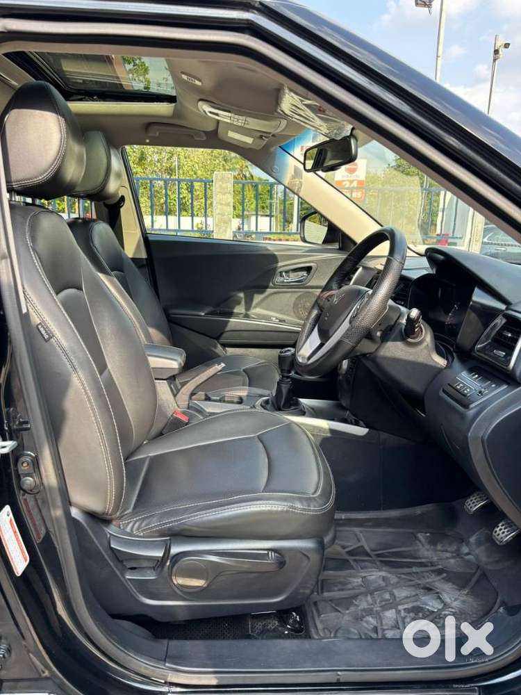 Mahindra Xuv300 W8 Option, 2022, Petrol