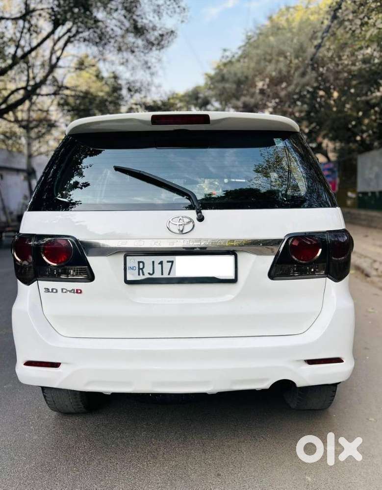 Toyota Fortuner 3.0 4x2 Mt, 2015, Diesel