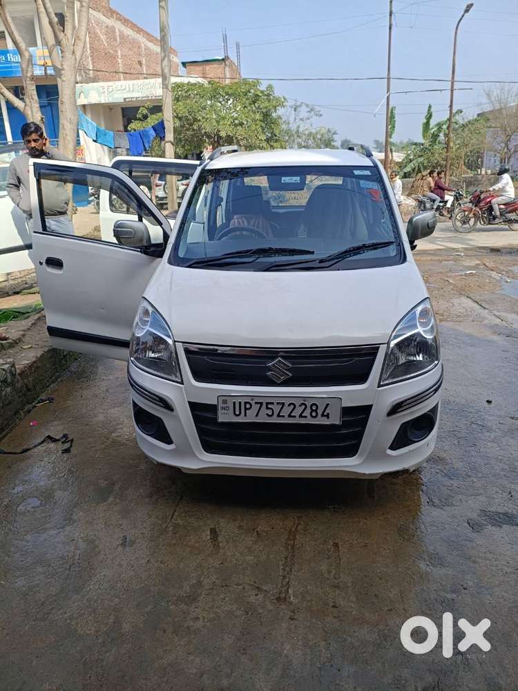 Lene Bale Hi Sampark Kare Gadi Me Koi Kami Nahi Hai