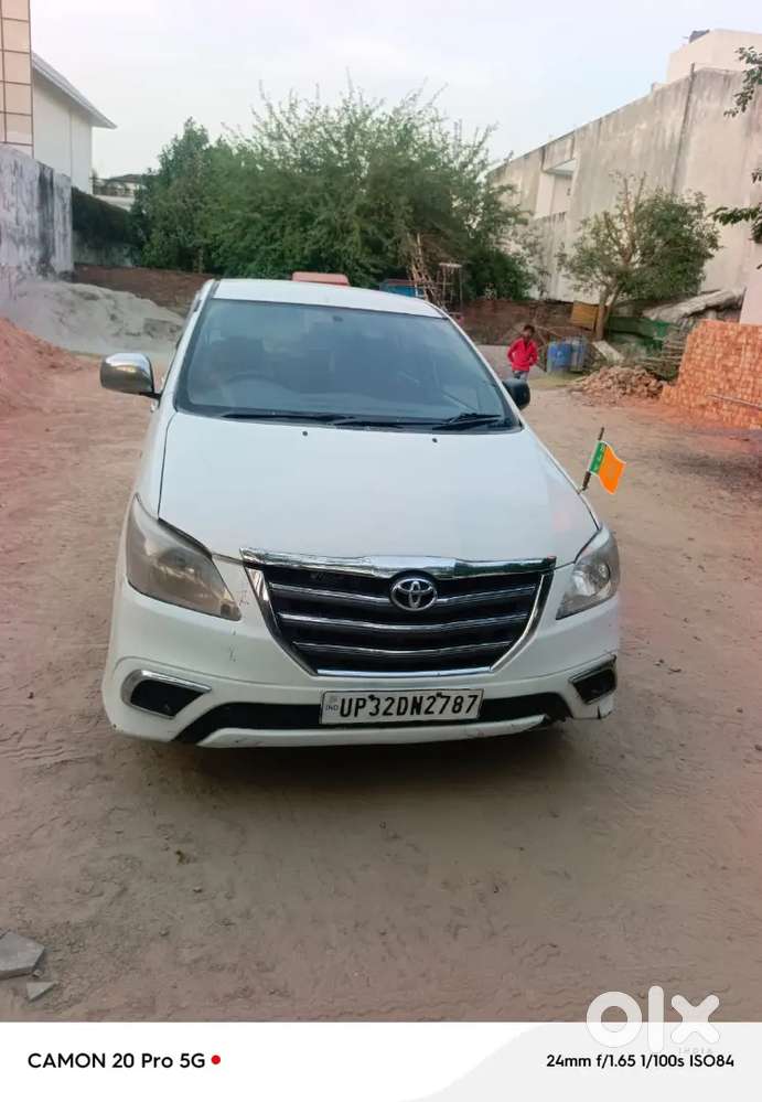 Toyota Innova 2012 Well Mentioned Front 2 Tyre New