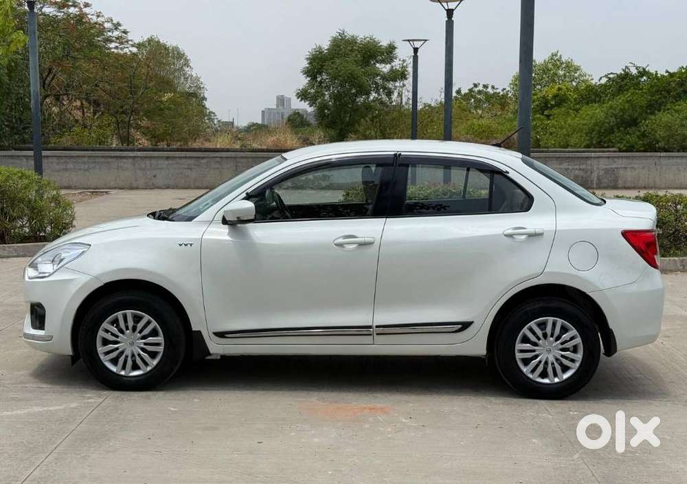 Maruti Suzuki Swift Dzire 1.2 Vxi Bsiv, 2018, Cng & Hybrids