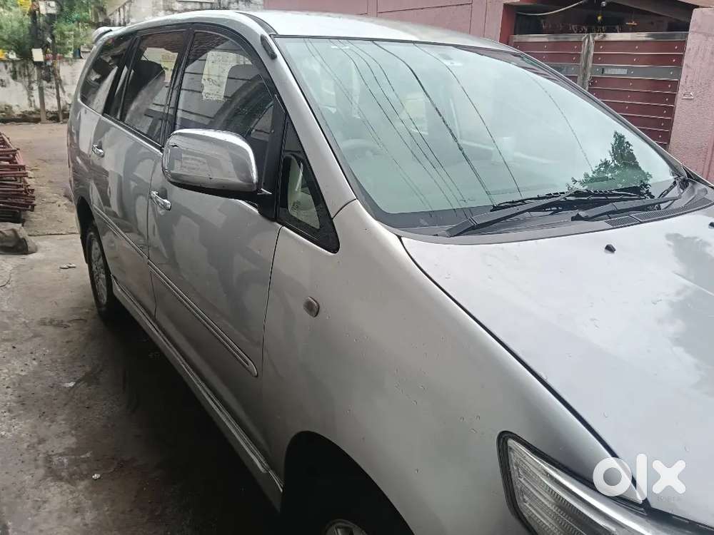 Toyota Innova Diesel 2011