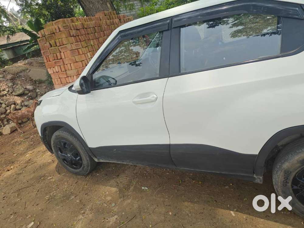 Well Maintained Single Owner All Paper Ready
