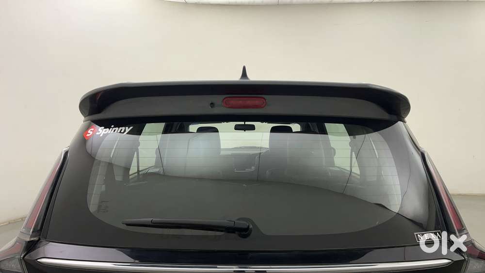 Maruti Suzuki Xl6 1.5 Alpha Plus At, 2022, Petrol