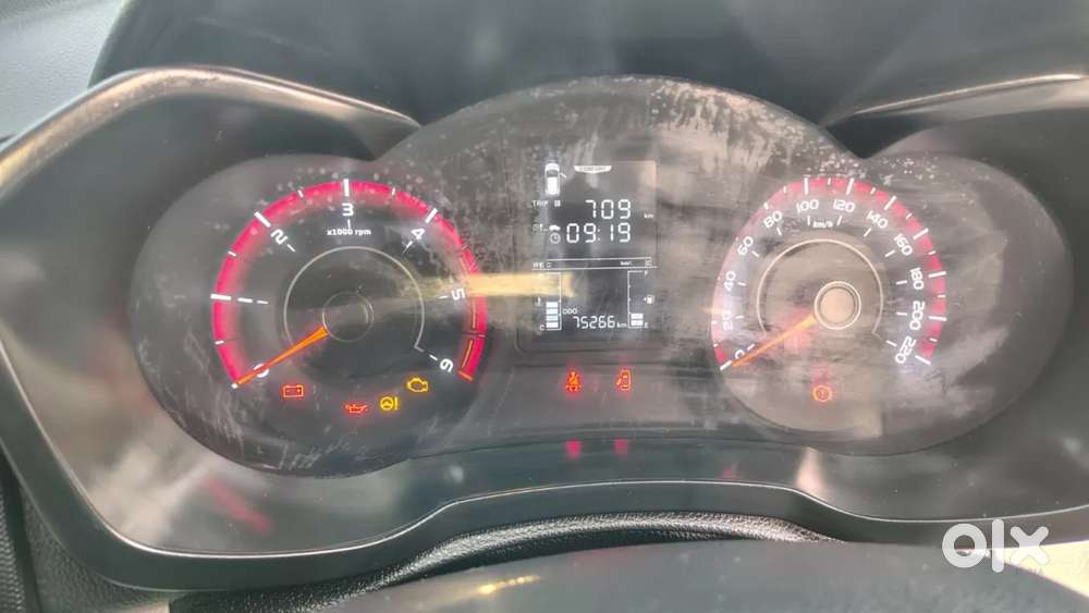 Mahindra Xuv300 W6 Diesel, 2022, Diesel