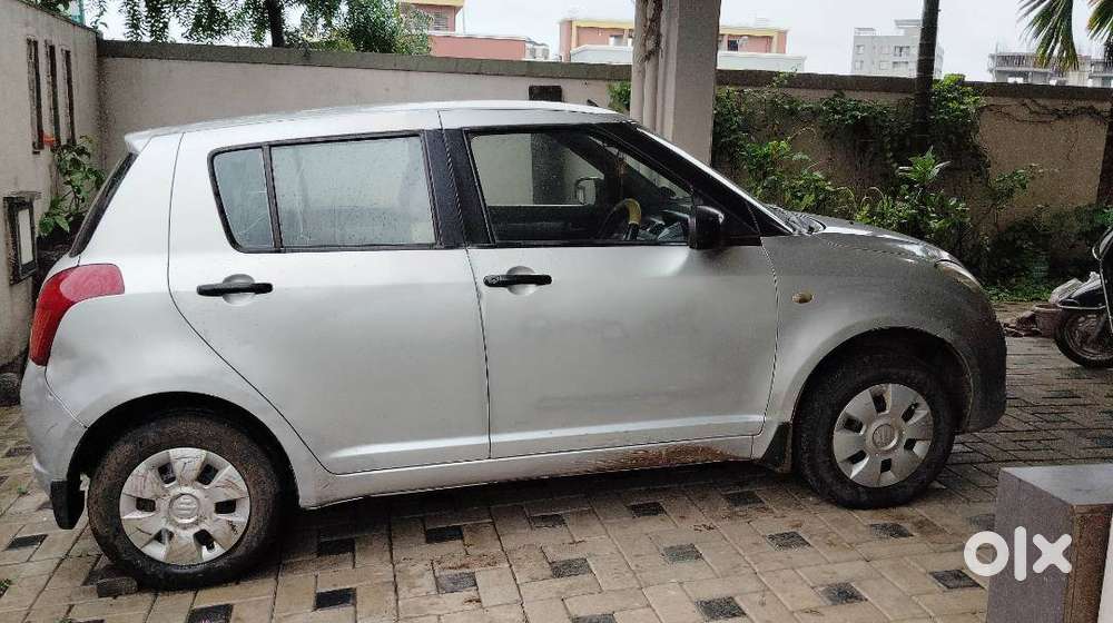 Maruti Swift Vxi For Sell In 100000