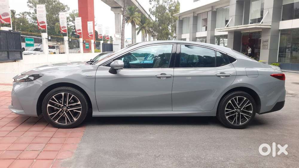 Toyota Camry 2.5l Automatic, 2025, Petrol