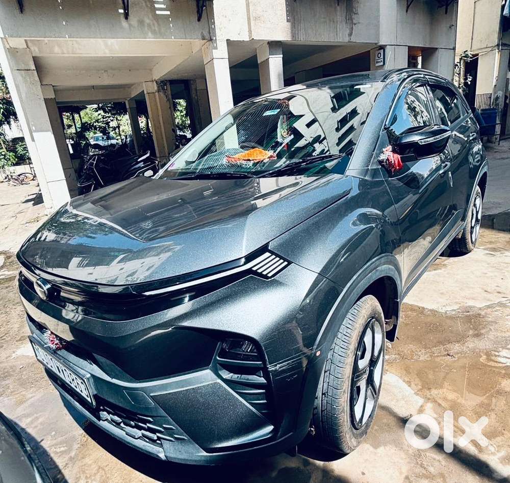 Tata Nexon 2025 Petrol Well Maintained