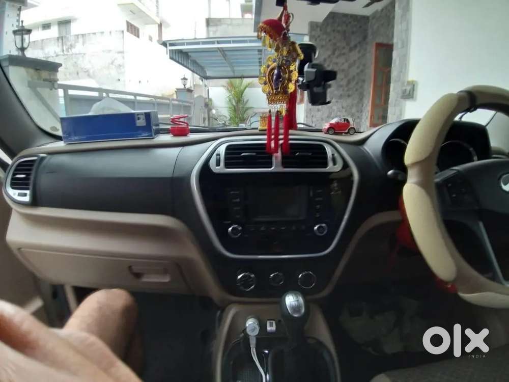 Mahindra Tuv 300 2018 Diesel