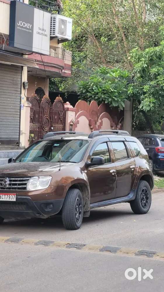 Renault Duster 2014 Diesel 95000 Km Driven