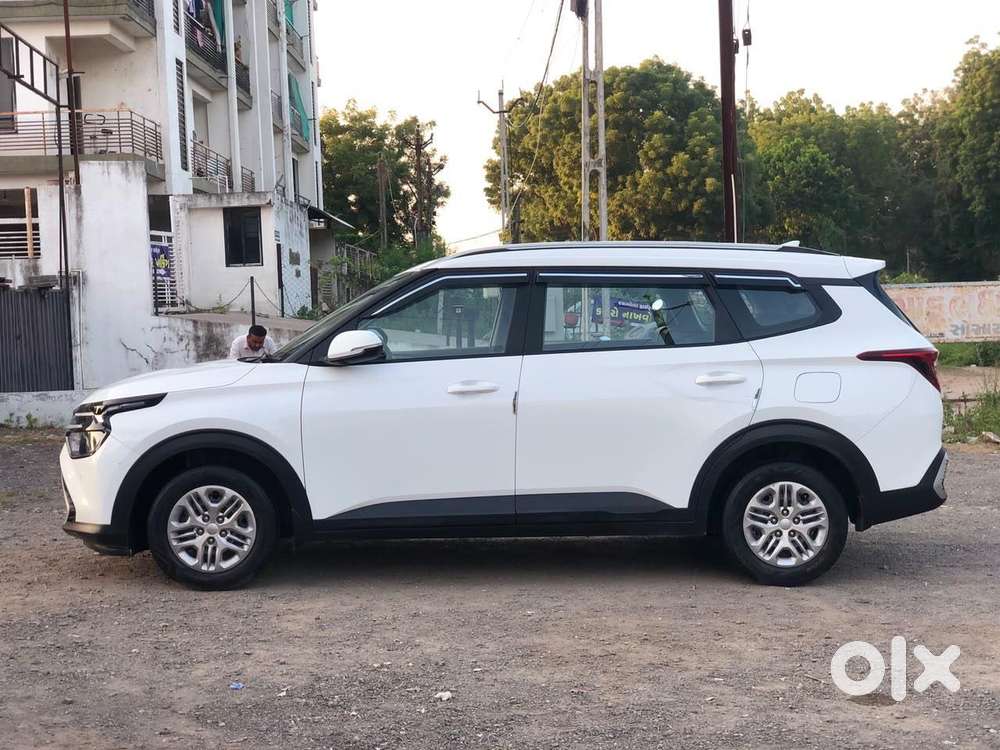 Kia Carens 1.5 Prestige 7 Str, 2023, Petrol
