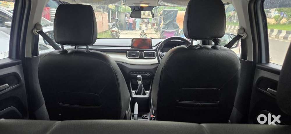 Tata Punch 1.2 Revotron Creative Mt Kaziranga Edition, 2023, Petrol
