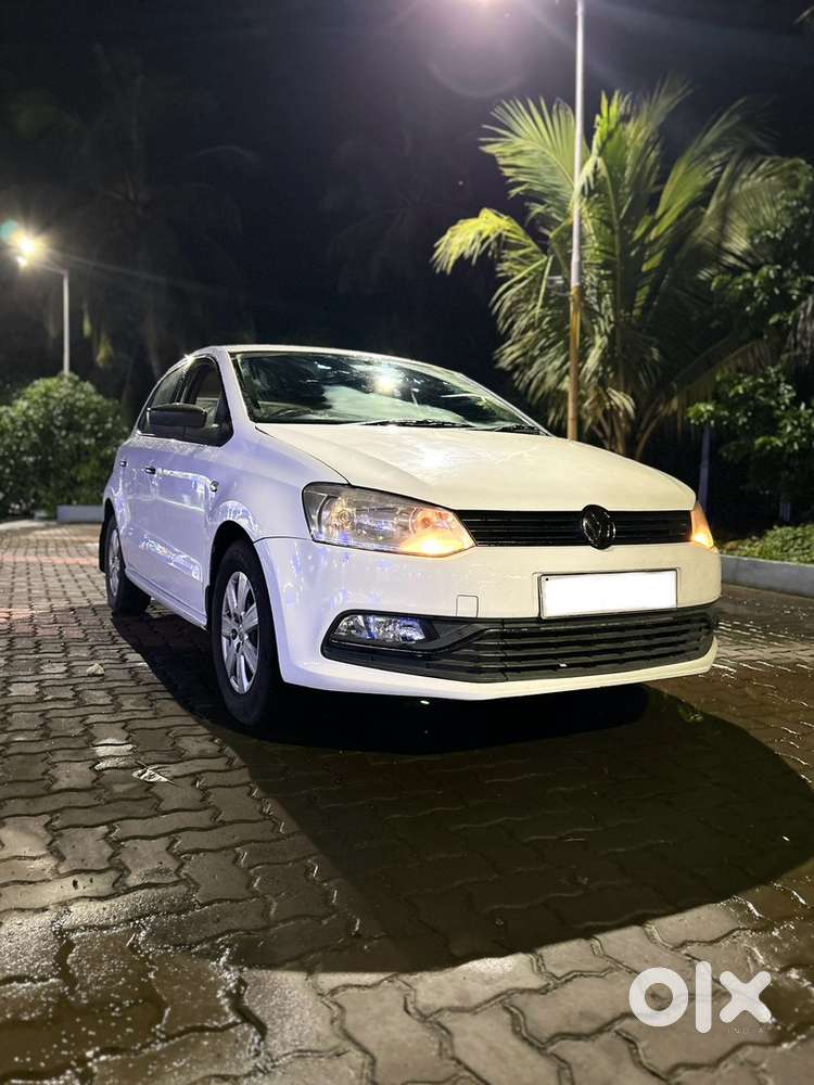 Volkswagen Polo Petrol 2011