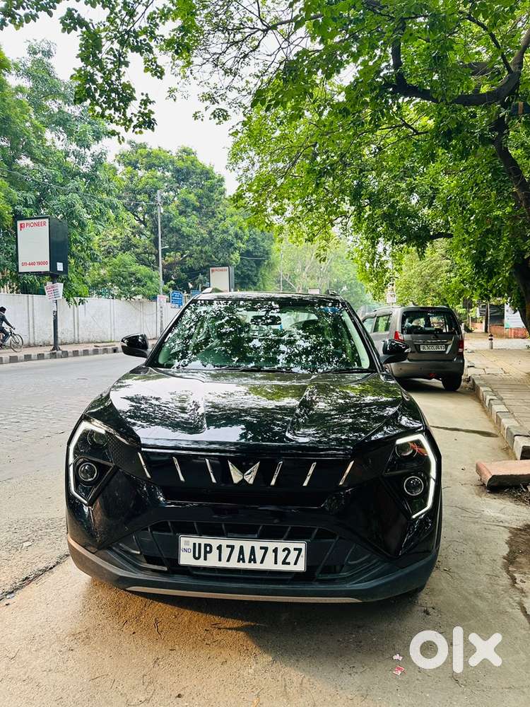Mahindra Xuv 3xo Petrol 2025