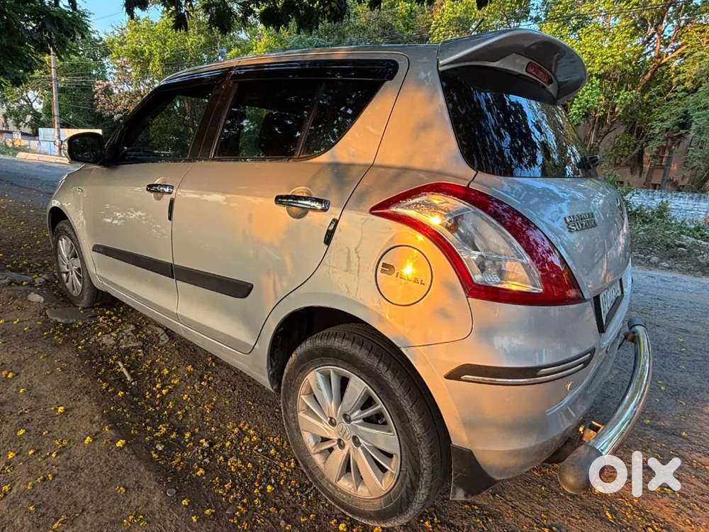 Maruti Suzuki Swift 2015