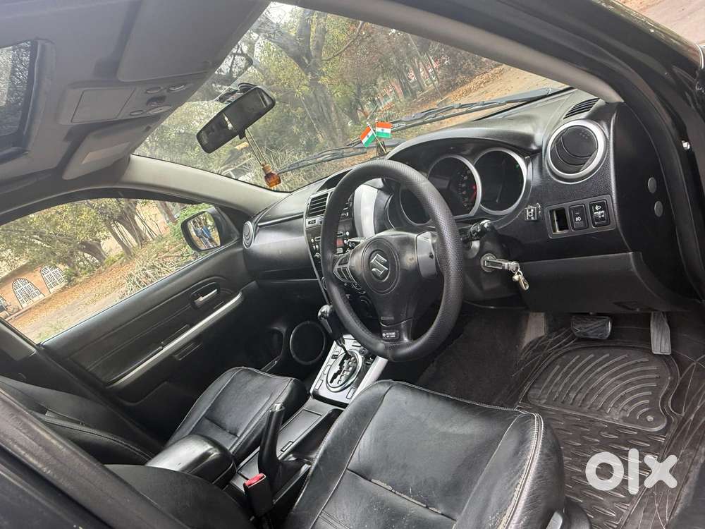 Maruti Suzuki Grand Vitara 2.4 At, 2008, Petrol