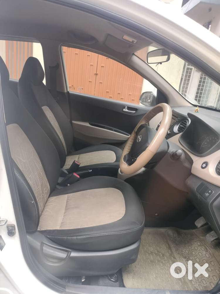 Hyundai I10 Sportz, 2014, Petrol