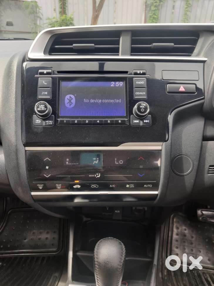 Honda Jazz V Cvt, 2017, Petrol
