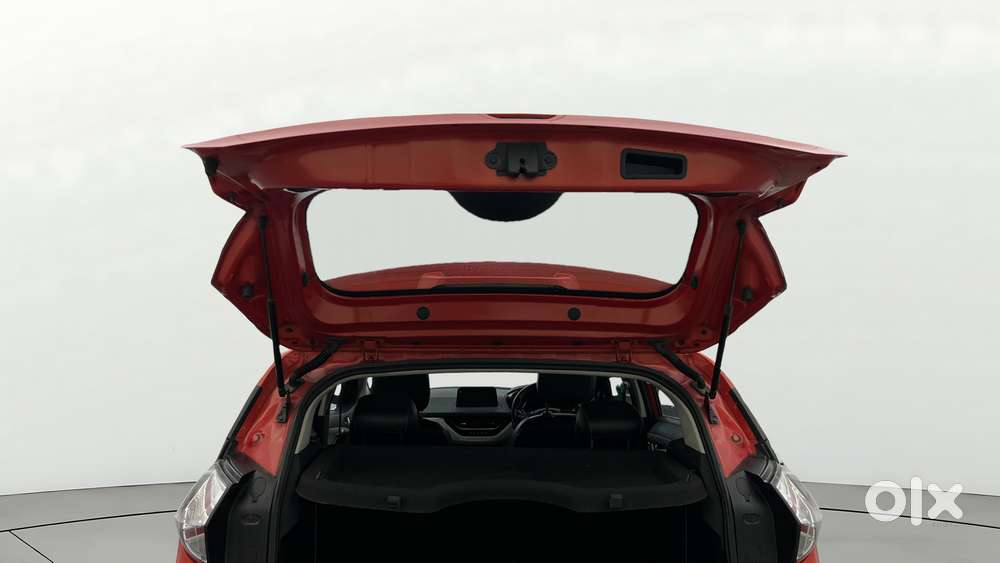 Tata Nexon 1.2 Revotron Xz Plus, 2022, Petrol