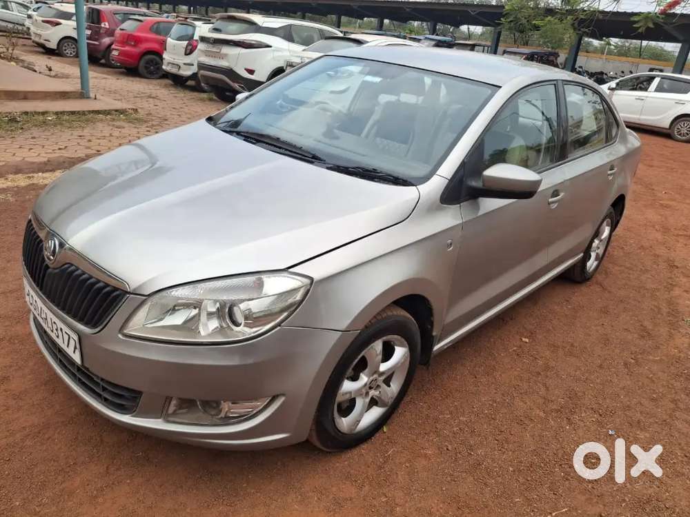 Skoda Rapid 2014 Petrol 135000 Km Driven