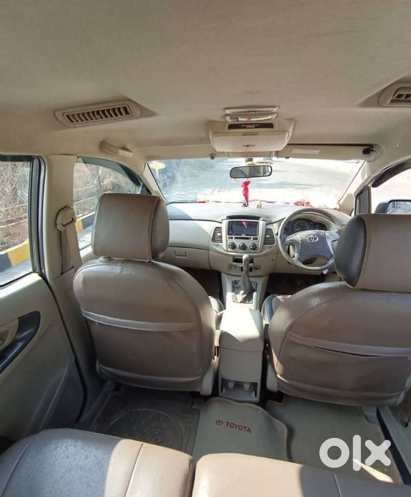 Toyota Innova 2.5 G (diesel) 8 Seater, 2013, Diesel
