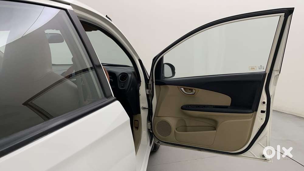 Honda Brio Vx Mt, 2015, Petrol