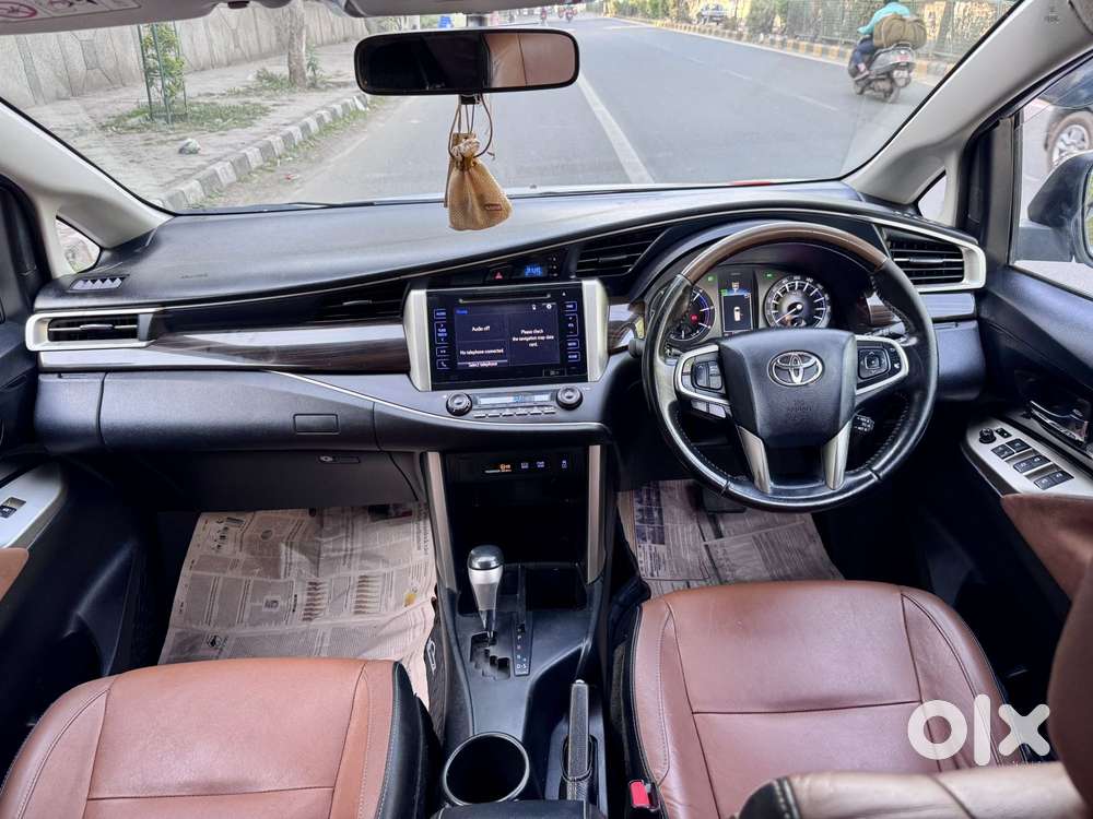 Toyota Innova Crysta 2.8 Zx At 7 Seater, 2018, Diesel